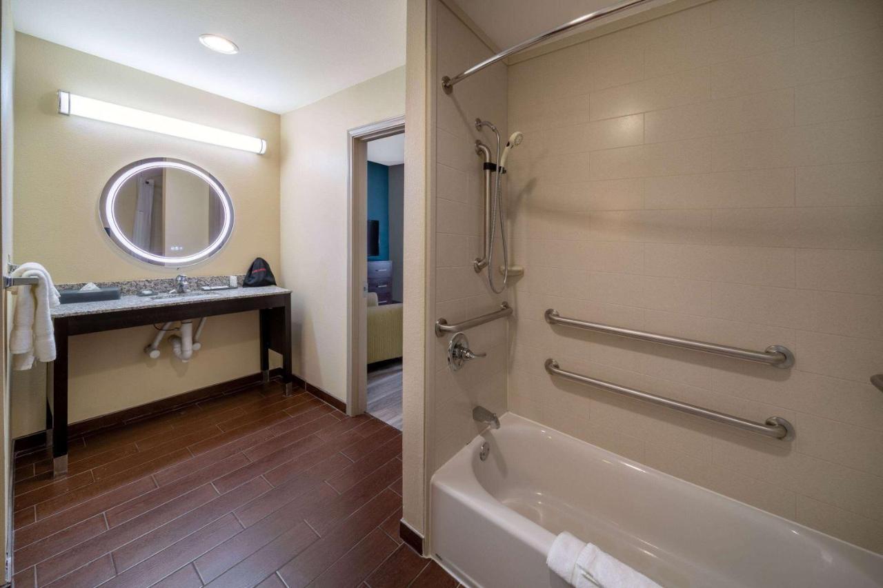 La Quinta Inn & Suites By Wyndham Durant Ngoại thất bức ảnh